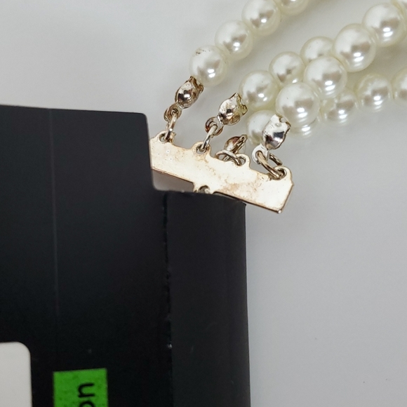 Vieste Faux Pearl Knot Necklace - Picture 17 of 17